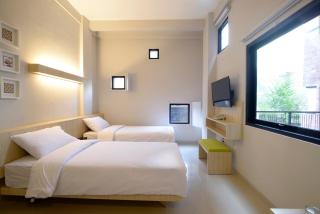 Arjuna Hotel Batu City - Batu - 9
