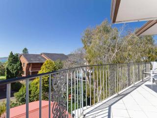 Endeavour 3 large three bedroom unit with filtered water views - Nelson Bay - 0