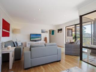 Endeavour 3 large three bedroom unit with filtered water views - Nelson Bay - 3