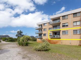 Intrepid 13 fantastic unit with stunning water views - Nelson Bay - 8