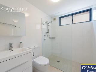 Kooyonga 1 waterfront panoramic views and aircon - Salamander Bay - 7