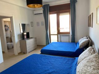 Caserta Royale Apartment - 7