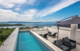 Apartments Solis Lacus Penthouse - Njivice - 3