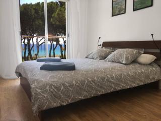 Golden Sunrise Apartment with Sea Views - Blanes - 4