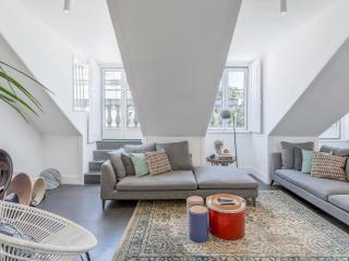 Principe Real charming garden view flat at the heart of Lisbon - Lisbona - 0