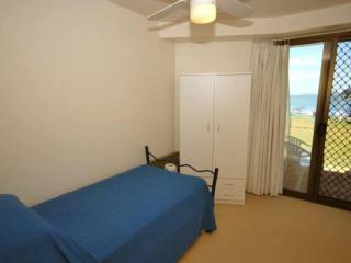 Harbourside 5 ground floor waterfront unit - Soldiers Point - 2