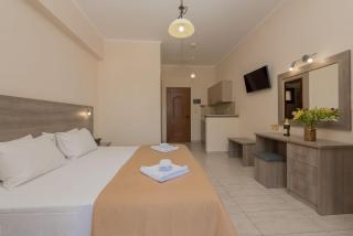 Costas Studios - Argassi - 7