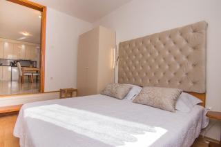 Apartmani VILLA KALINIC - Njivice - 9