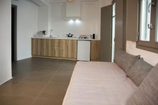 Amphitrite Suites Santorini - Vóthon - 1