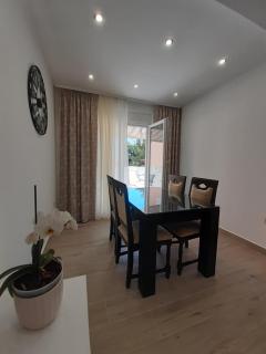 Apartment Lucky with Jacuzzi - Trogir - 9