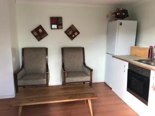 cosy cottage annex in Fairlop - 3