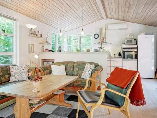 6 person holiday home in Nexø - Balke - 3