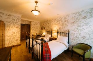 Rokeby Manor - 5