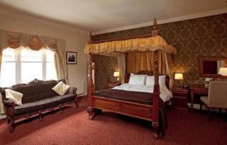 Lamb Hotel by Greene King Inns - 9