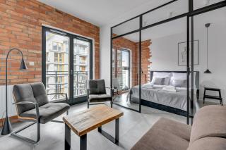 Aura III Apartments & Free Parking by Downtown Apartments - 8