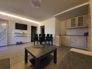 Apartman Bitunjac - Gornji Karin - 1
