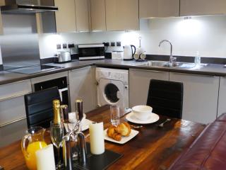 Vikings Two Bedroom Apartment With Free Parking. - 7