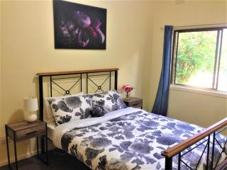 Wombat Cottage Albury - Albury - 5
