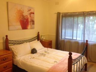 Wombat Cottage Albury - Albury - 4