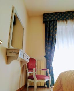 Hotel Aquila & Edelweiss - 2