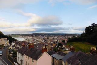 Beautiful Townhouse on The Great Orme, Llandudno PET FRIENDLY - Llandudno - 0