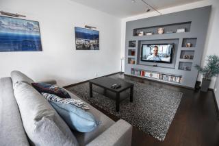 Bungalo Apartments - 8