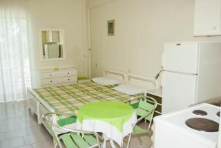 Ronzi Apartments - 1