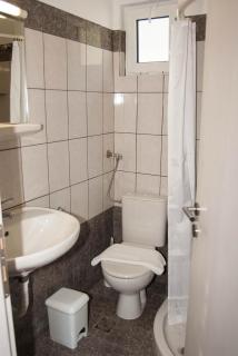 Ronzi Apartments - 5