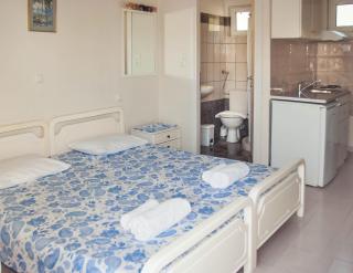 Ronzi Apartments - 1