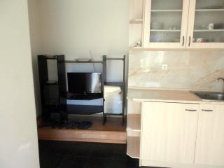 Varbanovi Guest Rooms - 8