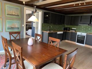 Moldegaard Farmhouse - Apartment A - 1