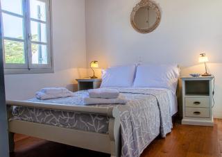 Calmea Seafront Residence - secluded beach - Kampos Paros - 8