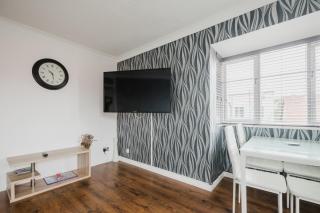 Hullidays - 'Old School Penthouse' Trinity Square - 6