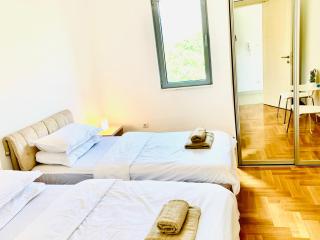 Lavender Bay Apartment C32 - Donji Morinj - 3