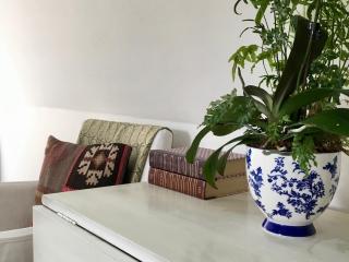 Antler Guest House - 3