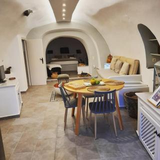 Cave house mARTrona - 2