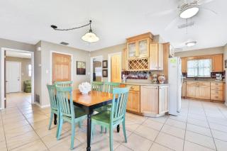 Sunrise Beach Retreat - Flagler Beach - 1
