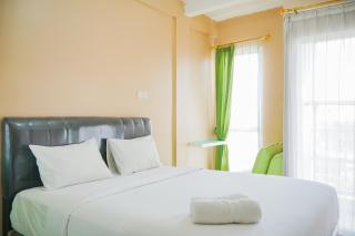 Cozy Studio Apartment at Skylounge Tamansari near Soetta Airport By Travelio - Jakarta - 0