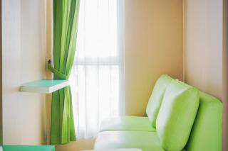 Cozy Studio Apartment at Skylounge Tamansari near Soetta Airport By Travelio - Jakarta - 4