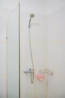 Cozy Studio Apartment at Skylounge Tamansari near Soetta Airport By Travelio - Jakarta - 2