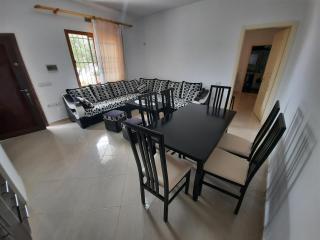 Flower Hill - 8