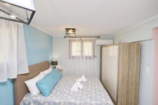 Panos House - 8