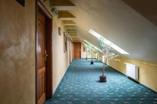 Hotel Bastion - 1