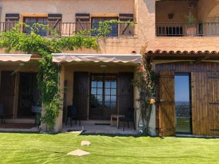 "Aux Balcons du Riou" avec vue mer 180 degrés - 2