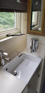 Caban Bryn Arw - Abergavenny - 1