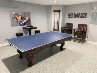 Mickeys Pearl - Phenomenal 7BR with 4 Master Suites Privacy Pool & Hot Tub Gas BBQ - 2 miles to Disney - Orlando - 4