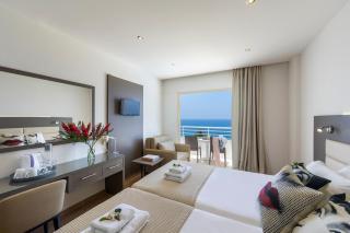 Queens Bay Hotel - Paphos - 8