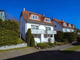 Fährhaus Sellin - Ferienwohnung 2 - 0