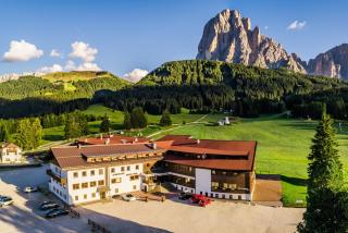 Monte Pana Dolomites Hotel - 0