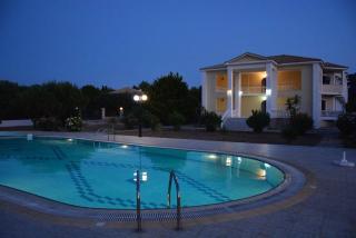 Stamiris Beach Hotel - 8